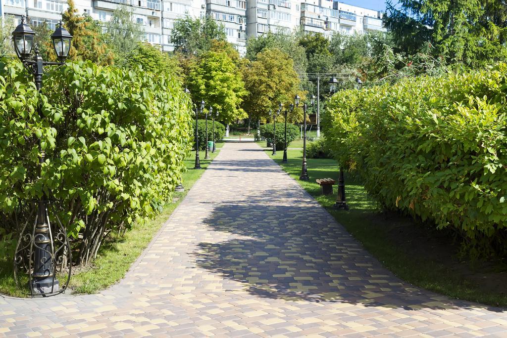 Grand Sport Hotel Brovary Exterior photo